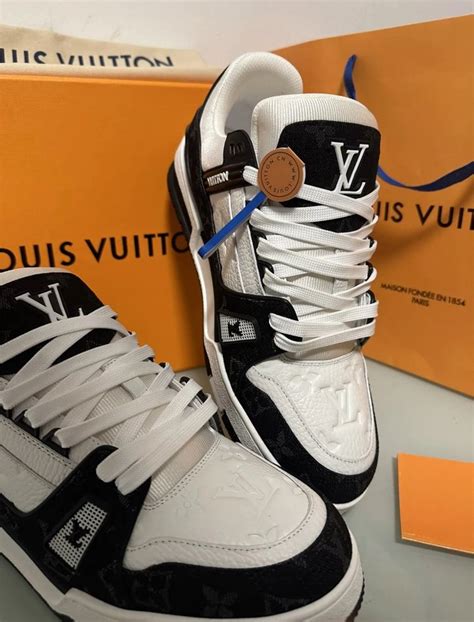 louis vuitton adidasi dama|louis vuitton sneakers and price.